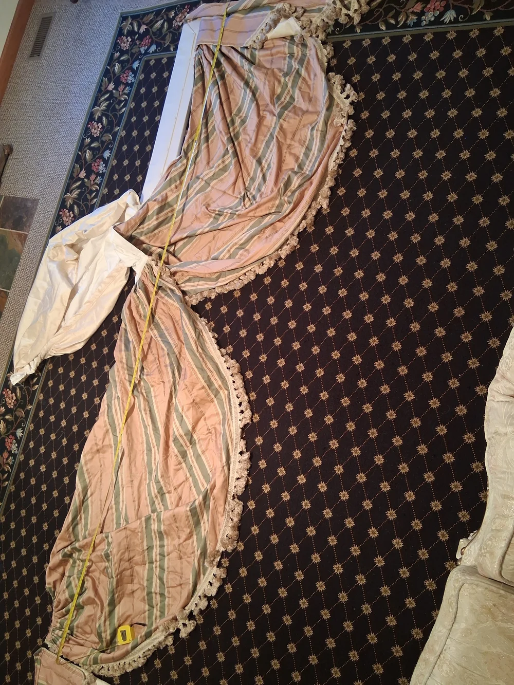 SILK TAFRTTA CUSTOM CURTAINS PAID 14000 PER ROOM SELLING SEPERATELY